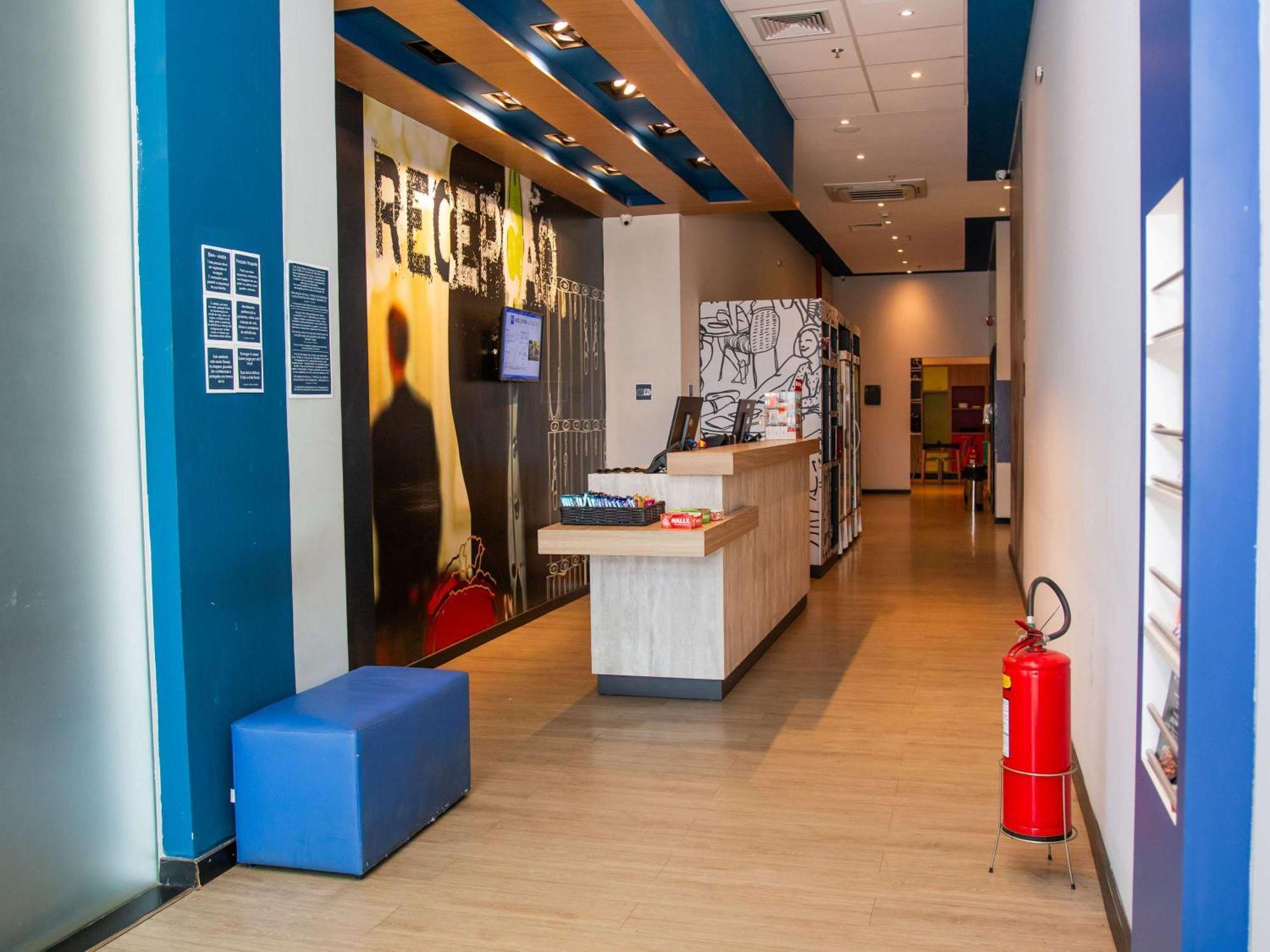 Ibis Budget イタペルナ エクステリア 写真